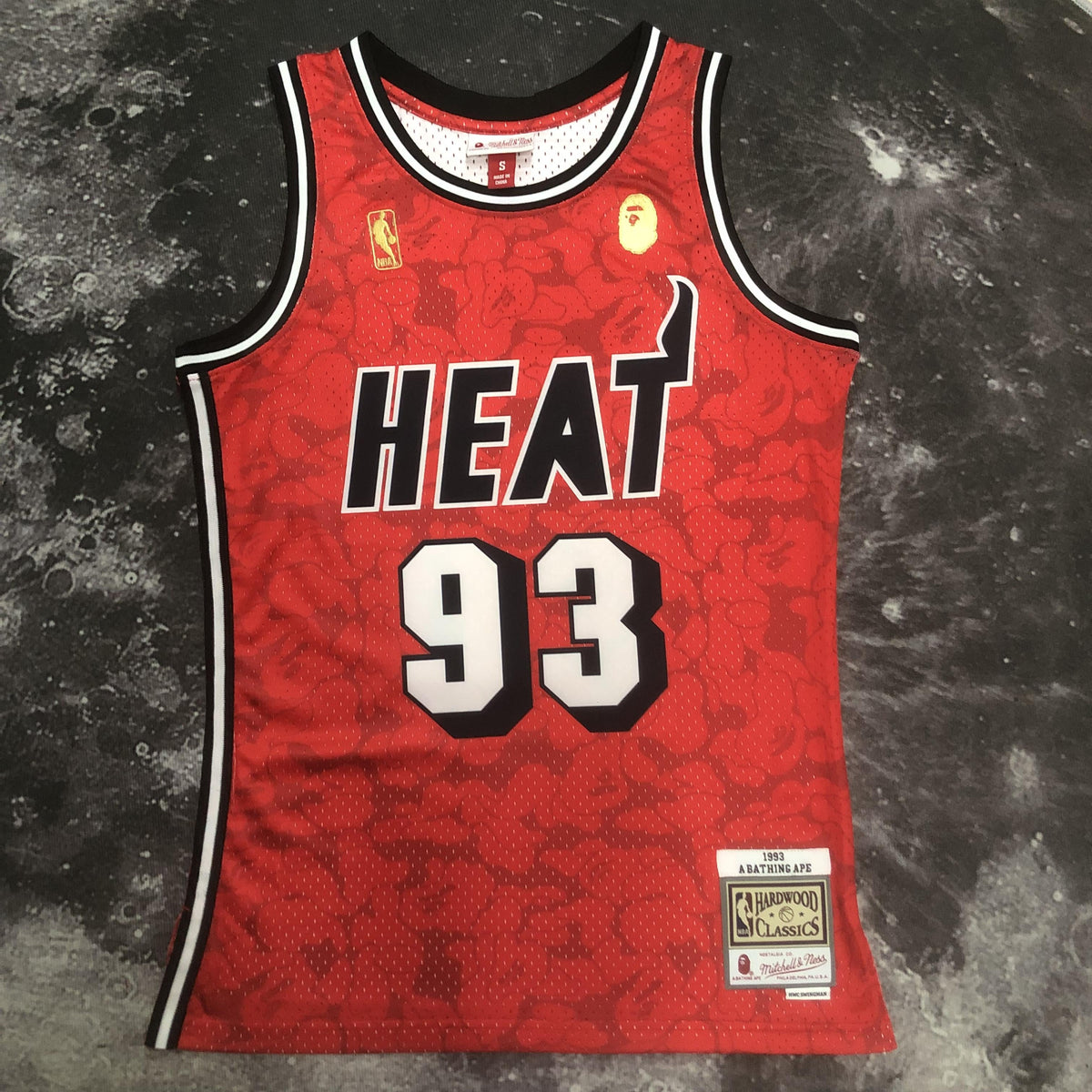 Jersey Swingman BAPE X Miami Heat Mitchell & Ness Hardwood Classics 1993
