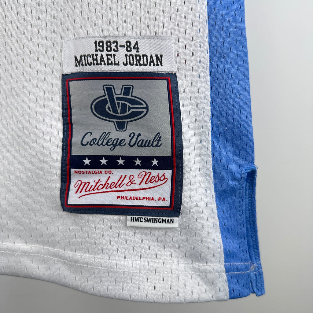 Jersey Swingman Michael Jordan University Of North Carolina Mitchell & Ness Hardwood Classics 1983